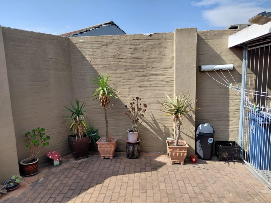 To Let 3 Bedroom Property for Rent in Northpine Western Cape